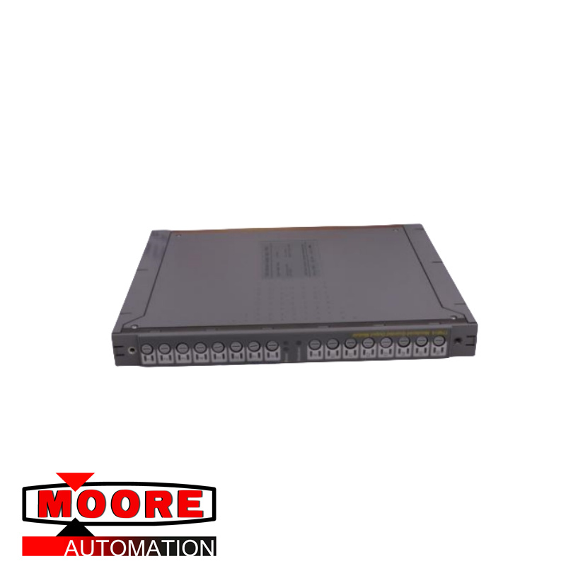 Pacote de alimentação ICS TRIPLEX T8231C