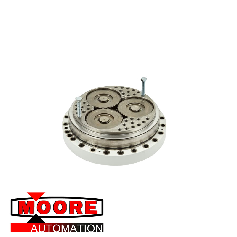 Um motor CA rotacional BB IRB6650S3HAC038800-001 inclui pinhão